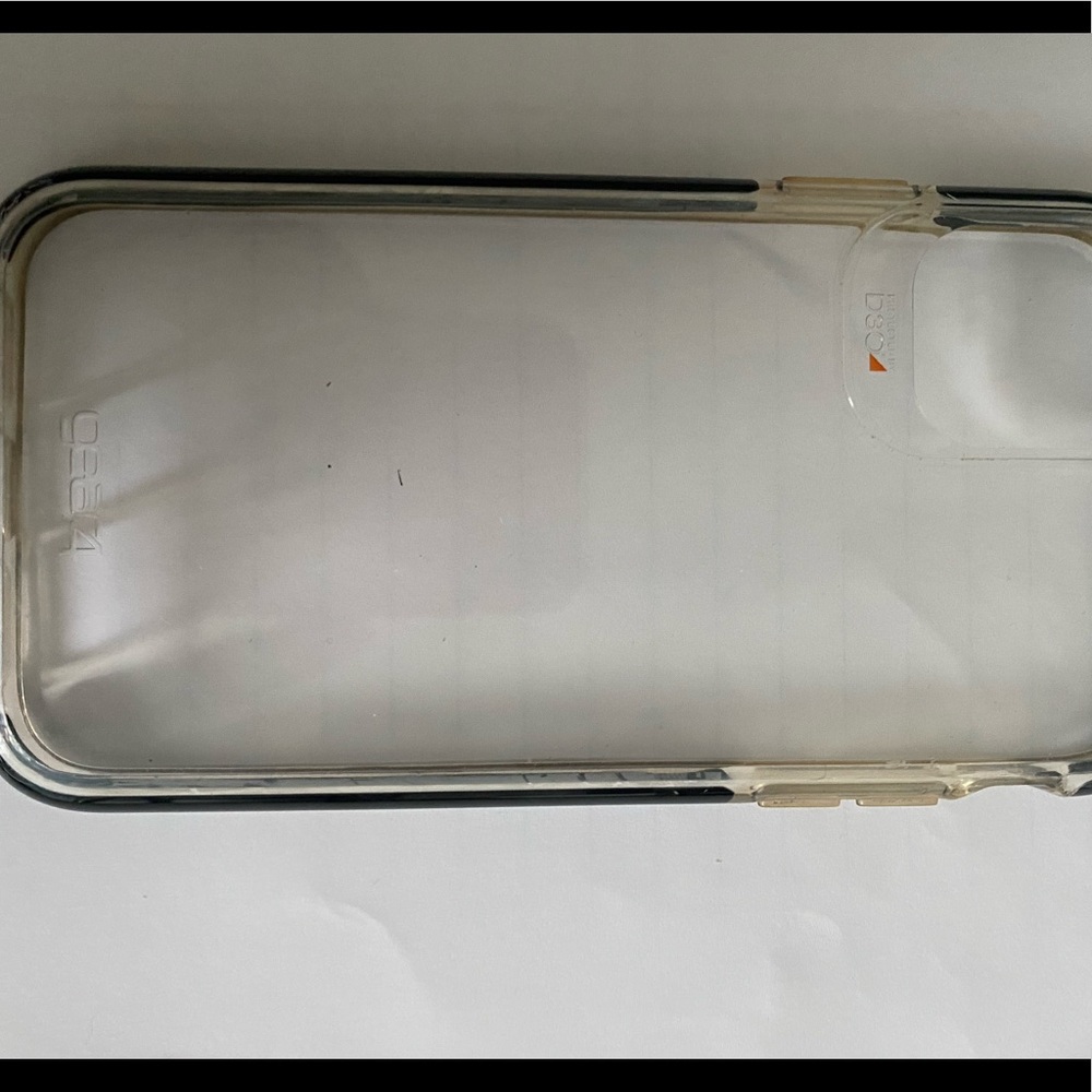 GEAR4 Black Rimmed Clear Case (Hard)